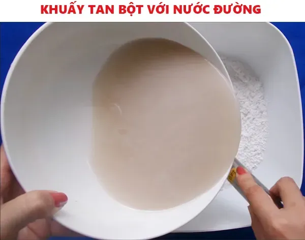 Cách làm bánh da lợn đậu xanh lá dứa đậm đà hương vị quê nhà