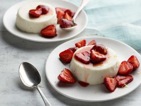 Cách làm Panna Cotta béo mềm chuẩn vị bánh Âu