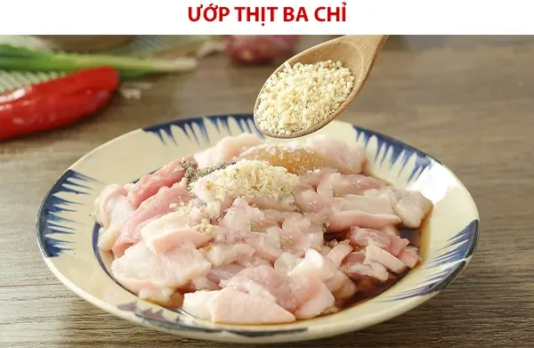 Cách làm tôm rim thịt ba chỉ phong phú cơm nhà