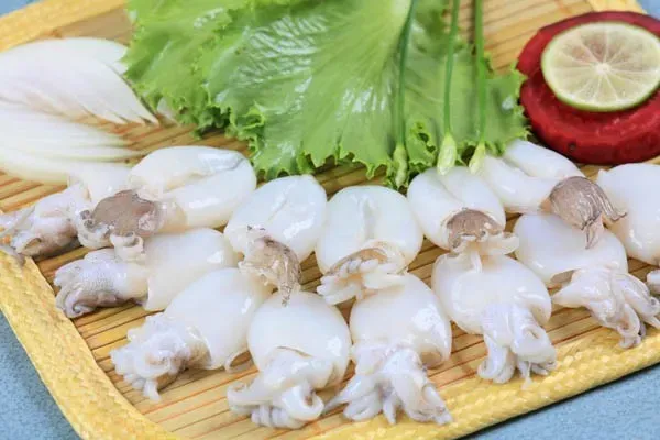 Làm chả mực tại nhà ngon như đặc sản Quảng Ninh